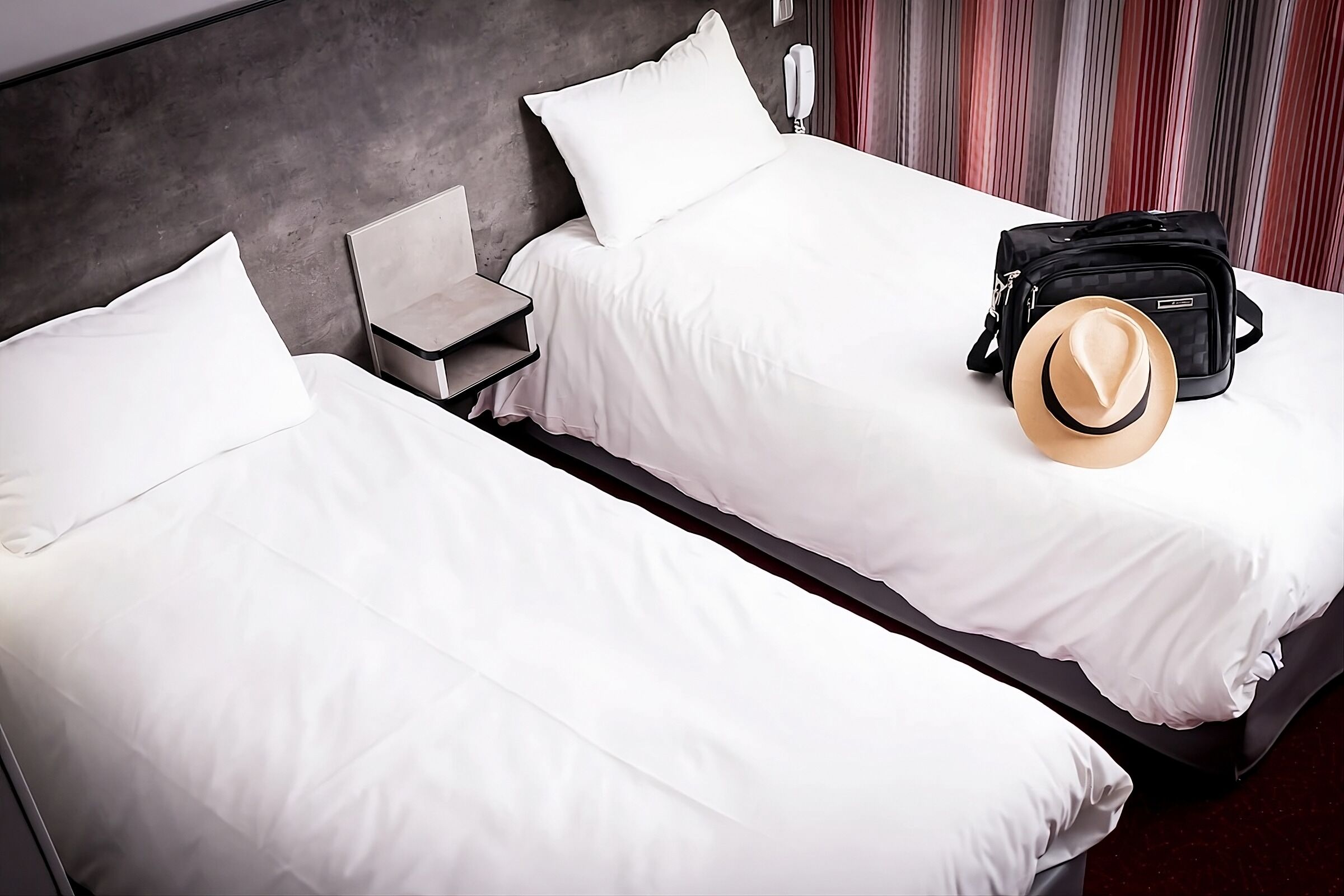 Explore The Beauty Of Gap From A Charming Alpine Base L 2 Standard Rooms - Gap