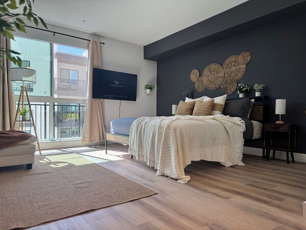 1 bedroom, iron/ironing board, WiFi, bed sheets