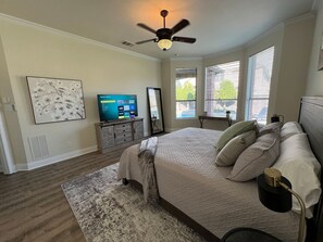 4 bedrooms, desk, iron/ironing board, travel cot