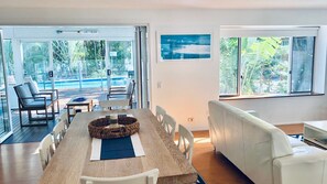 Dining - 3 Ibis Court - Rainbow Shores (Rainbow Beach)