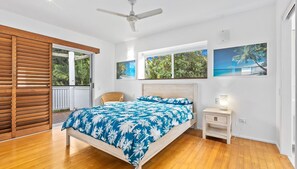 3 bedrooms, iron/ironing board, internet