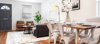 Cozy Townhouse 10 Min from DC