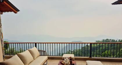 Hilltop 4 BHK Homestay near Bhimtal