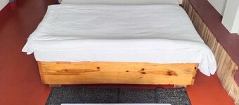 New Shilong Guest house Travellers Point