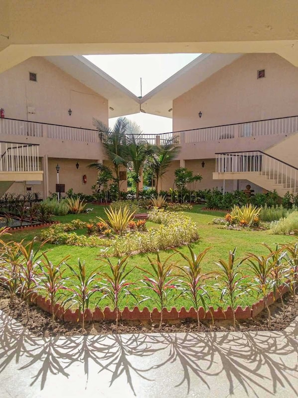 Exterior - Airport Hotel (Karachi)