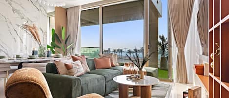 Fernseher, Stereoanlage