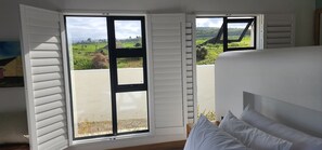 4 Schlafzimmer, Schreibtisch, Bügeleisen/Bügelbrett, kostenloses WLAN