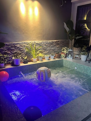 Una piscina techada