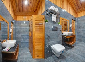 Deluxe Double Room, City View | Bathroom | Shower, rainfall showerhead, towels, soap