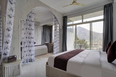 Peachwood Resort Nainital