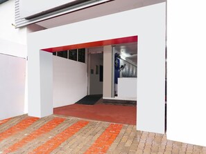 House | Reception