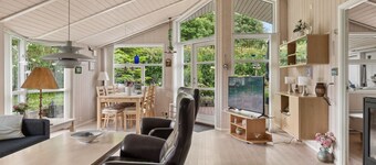 "Rikhard" - 175m to the fjord by Interhome