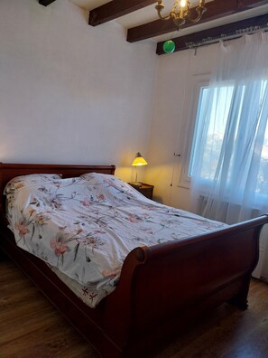 2 chambres, draps fournis