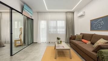 Apartment, 1 Bedroom, City View | Front of property