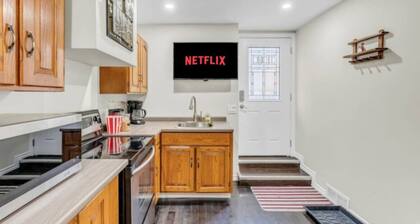 Stylish Zen Stay Mins to Falls | BBQ Area