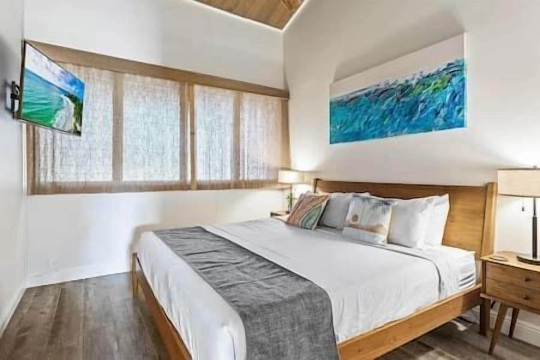 3 bedrooms, free WiFi, bed sheets