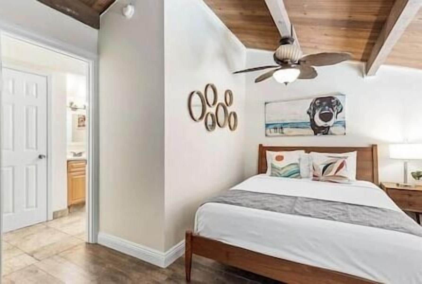 3 bedrooms, free WiFi, bed sheets