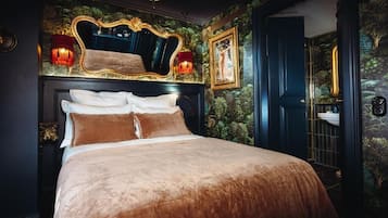 Kamar Double Royal | Brankas, tirai kedap cahaya, kedap suara, dan setrika/meja setrika