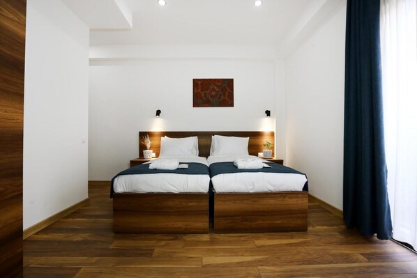 Double Room, Balcony