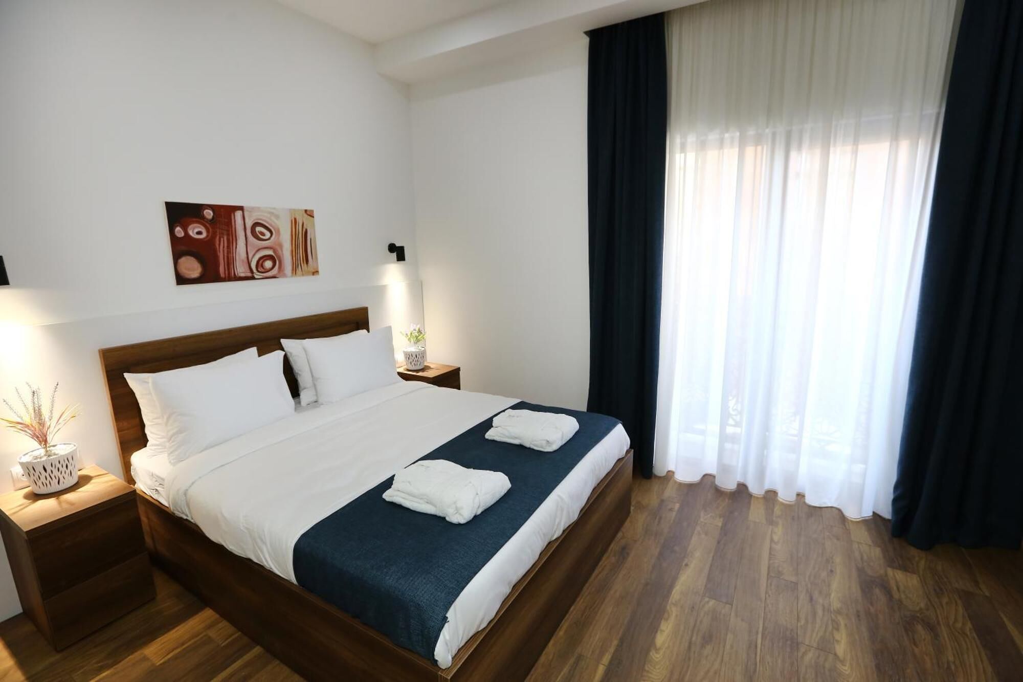 Single Room, Balcony