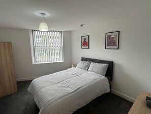 1 bedroom, WiFi, bed sheets