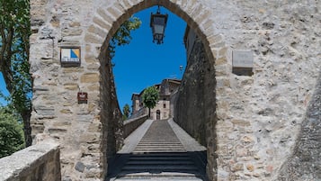Enceinte de lâhĂ©bergement