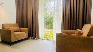 Deluxe-Suite, Gartenblick | Wohnbereich | Drucker