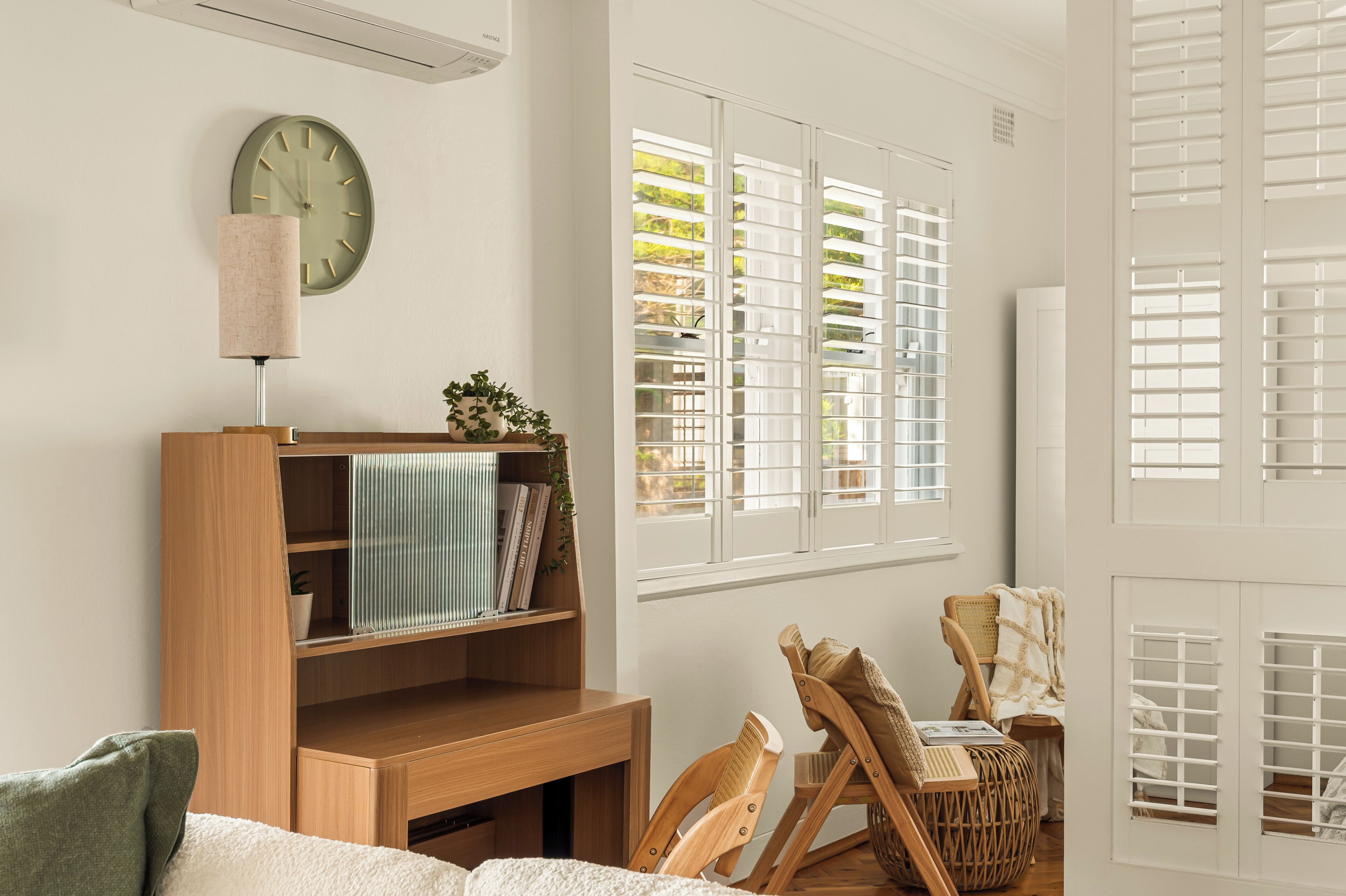 Elenora #2  Beachfront Apartment - Avoca Beach