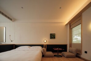 Superior-Doppelzimmer, Balkon | Verdunkelungsvorhänge, Bügeleisen/Bügelbrett, kostenloses WLAN