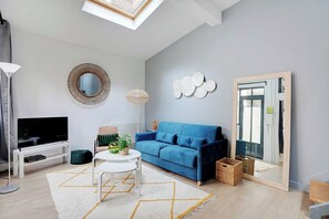 Apartment | Living area