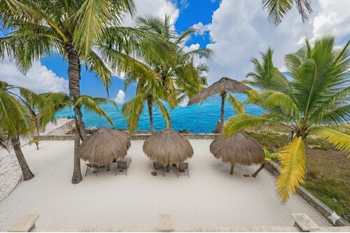 5 Bedroom, Beachside Oasis, Paradise Escape