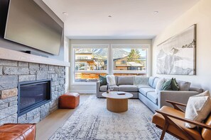 TV, fireplace, offices