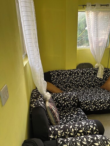 Welcoming apartment with AC in charming Castries