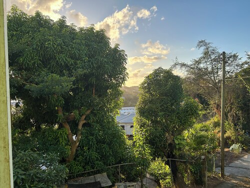 Welcoming apartment with AC in charming Castries