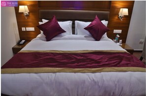 Club Suite, Balcony | Desk, free WiFi - The Bliss Corbett (Kashipur)