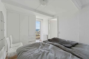 2 bedrooms, free WiFi