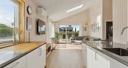 Spacious holiday home on Bogø