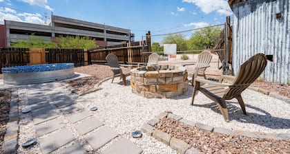 Work Desk • Fire Pit • Pool | Steps to UofA