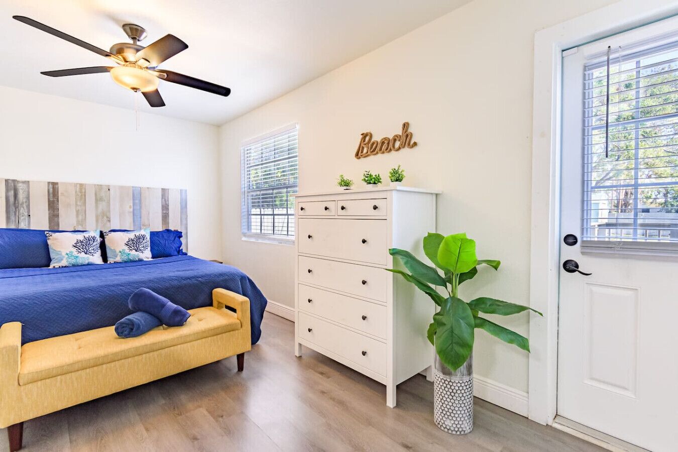 2 habitaciones, cuna de viaje, wifi y ropa de cama 