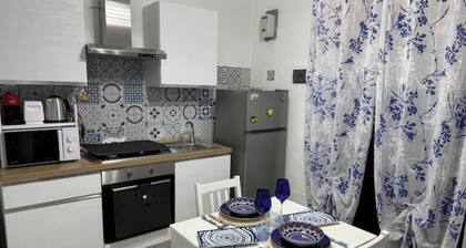 Casetta Blu Cozy apartment just minutes from Mondello Beach