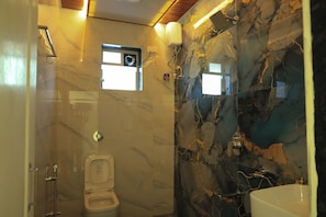 Shower, towels