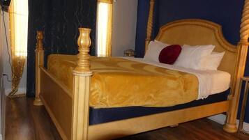 2 bedrooms, iron/ironing board