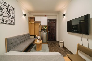 Premium bedding, minibar, in-room safe, desk