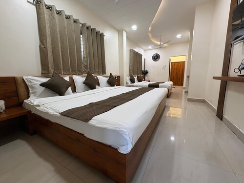 Hotel Anantshree Inn Shree Mahakaleshwar Temple Ujjain