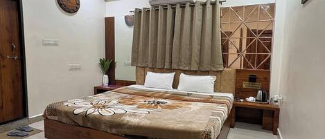 Trippelrum | Skrivbord, strykjärn/strykbräda, extrasängar och gratis wi-fi