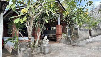 บริเวณภายนอก