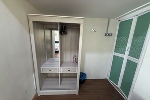 Family Room B1