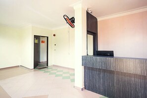 Suite, No Windows | Desk, free WiFi, bed sheets