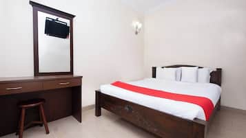 Standard Double Room | Free WiFi, bed sheets