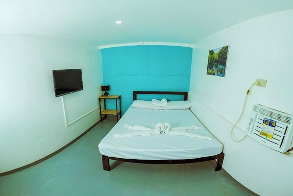 Dubbelrum | Skrivbord, gratis wi-fi och sängkläder